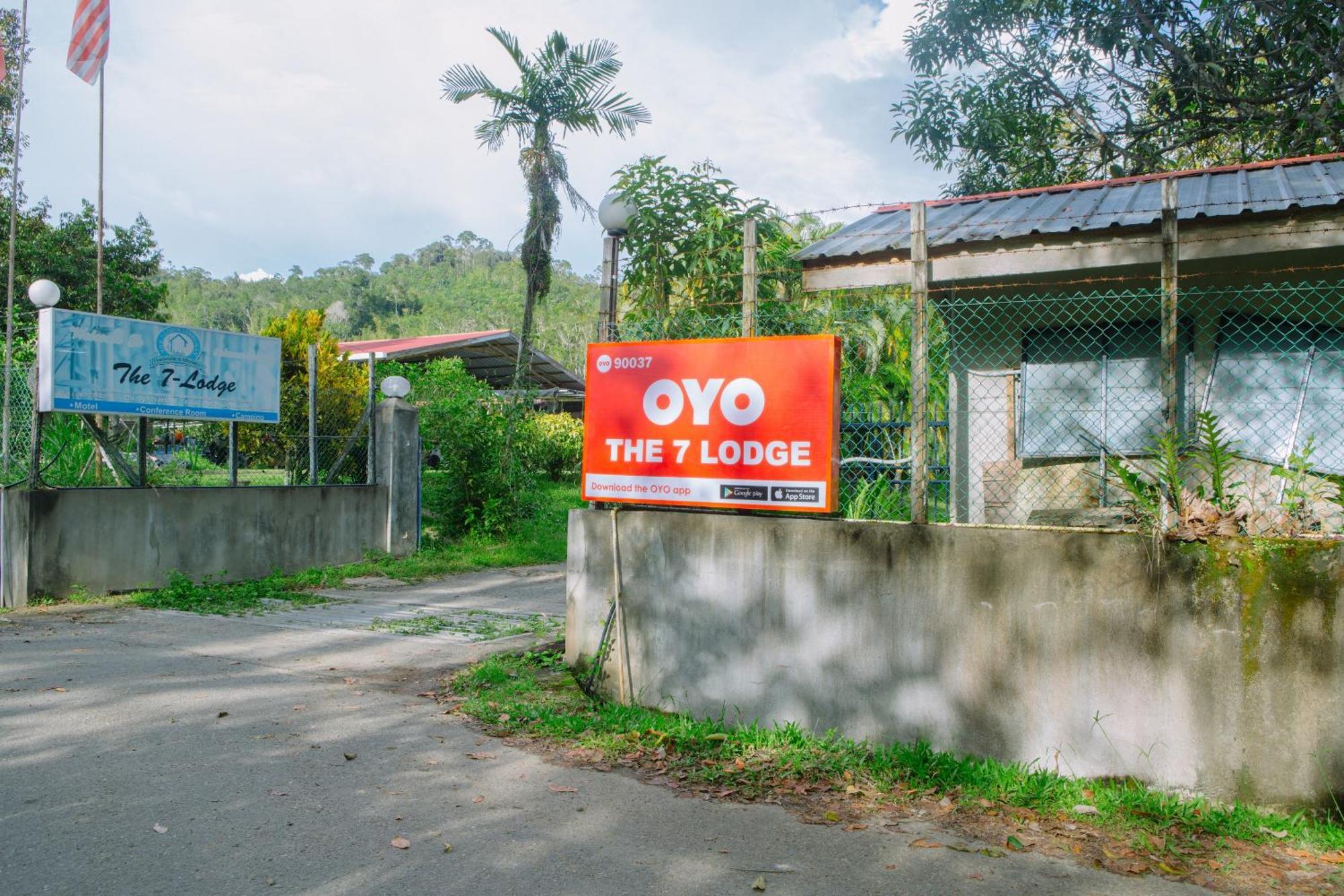 Oyo 90037 The 7 Lodge Tambunan Exteriér fotografie